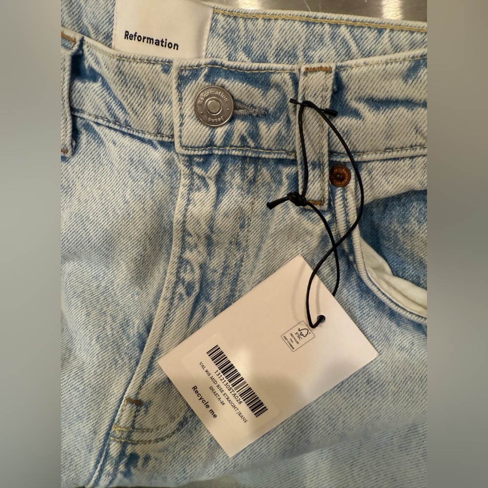 Reformation Val 90s Mid Rise Straight  Core Sashta Jeans light wash Sz 26 - Picture 5 of 7